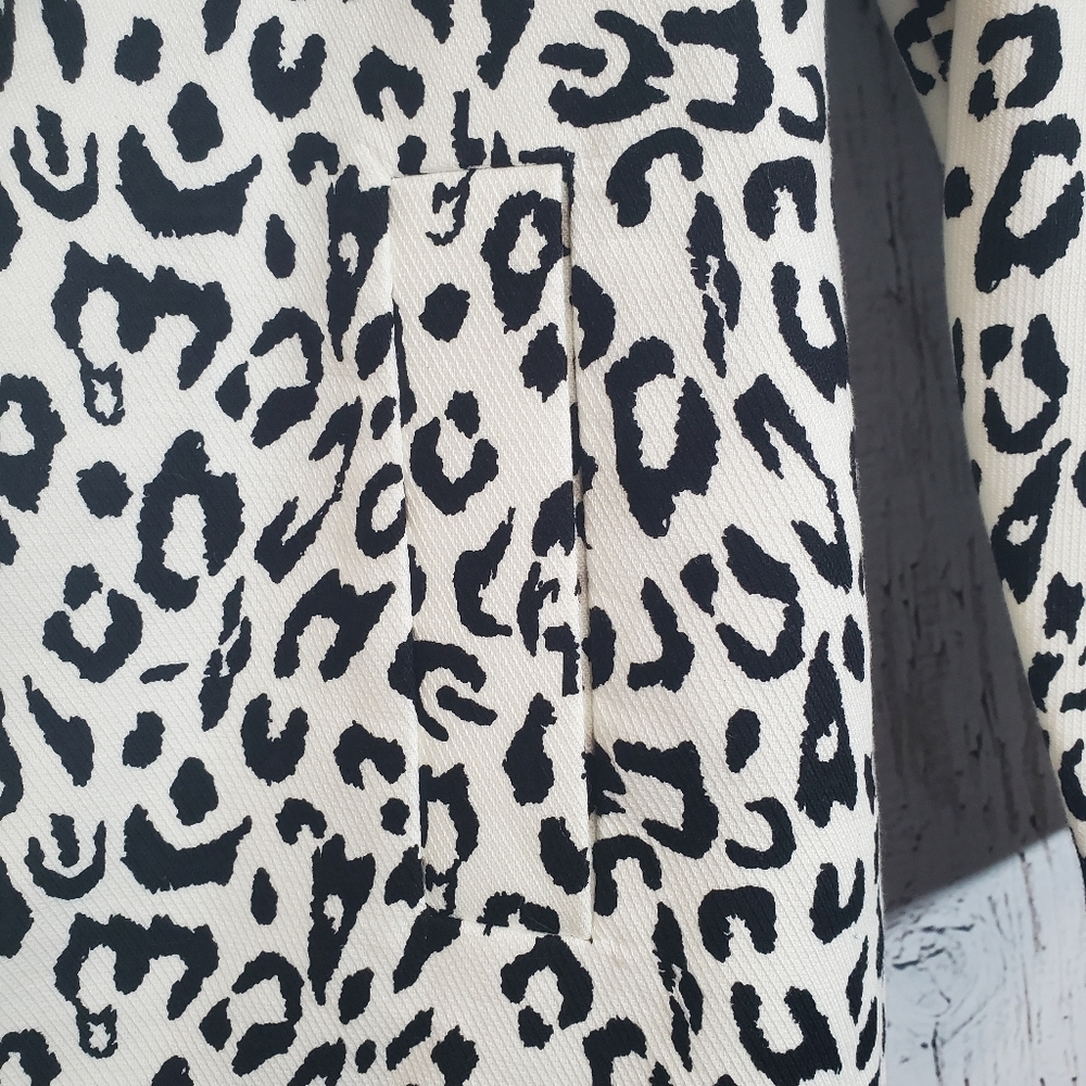 Liz Claiborne coat - Picture 3 of 8